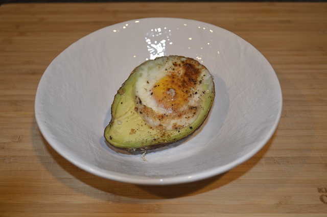 Baked Avocado Eggs