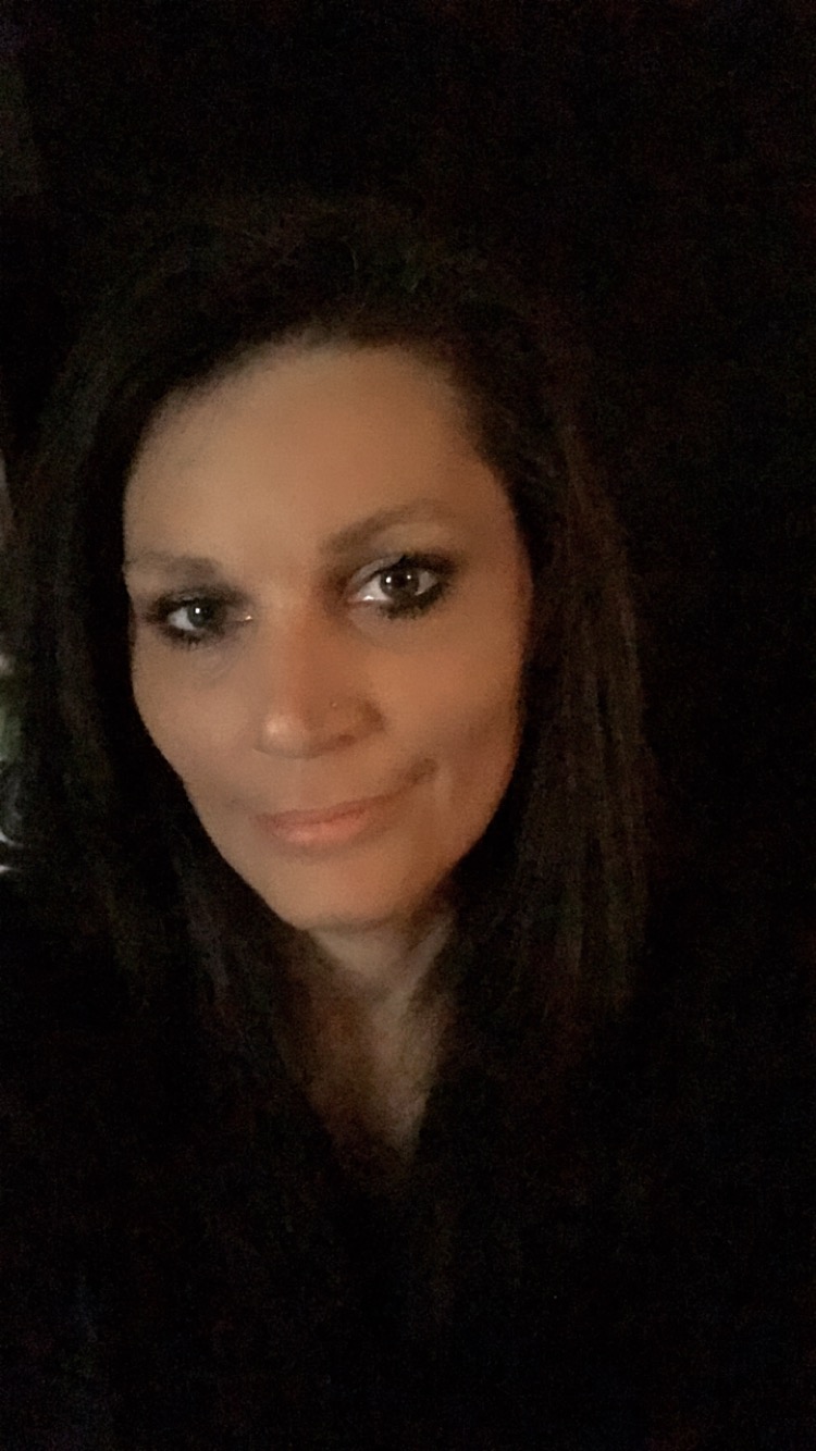 Angie 37 8 / 26 / 2016
