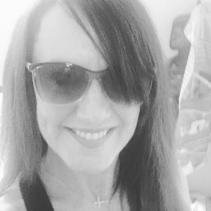 Tonya Roberts 45 11 / 25 / 1973