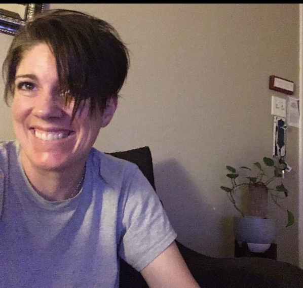 Jeneffer 46 11 / 2 / 2017