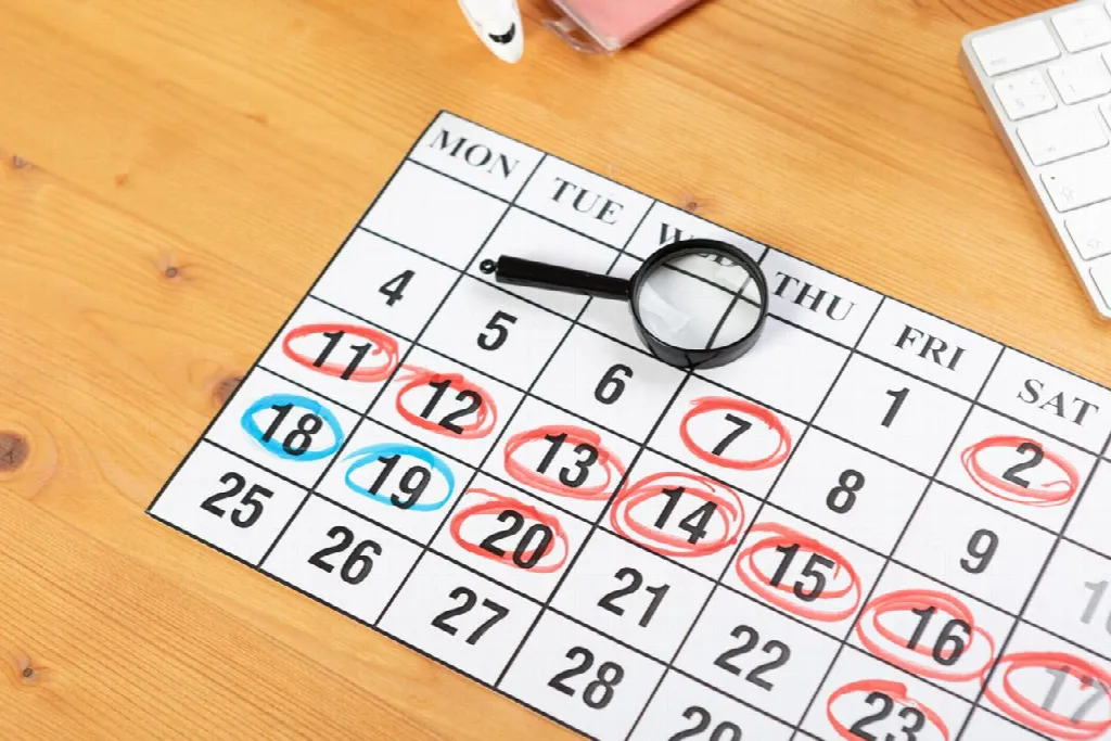 Calendar illustrating periodic substance use patterns