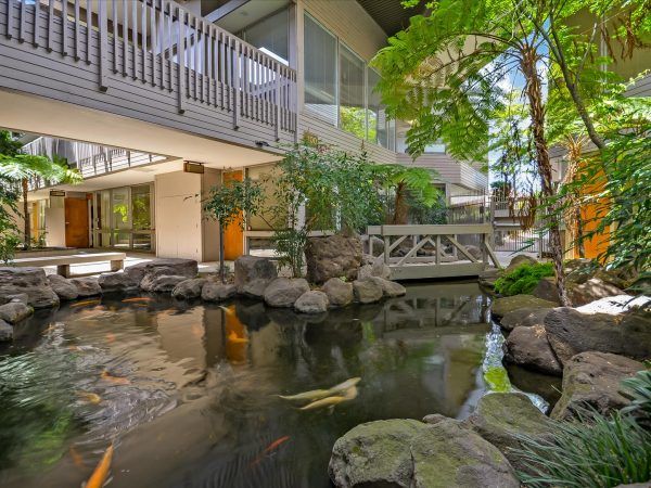 Sacramento Native American Health Center Inc facility photo
