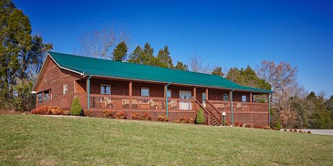 Lake Hills Oasis Addiction Recovery Centers facility photo