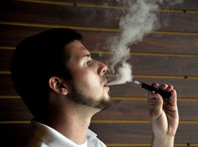 Can E  Cigarettes  Help People  Quit Smoking 